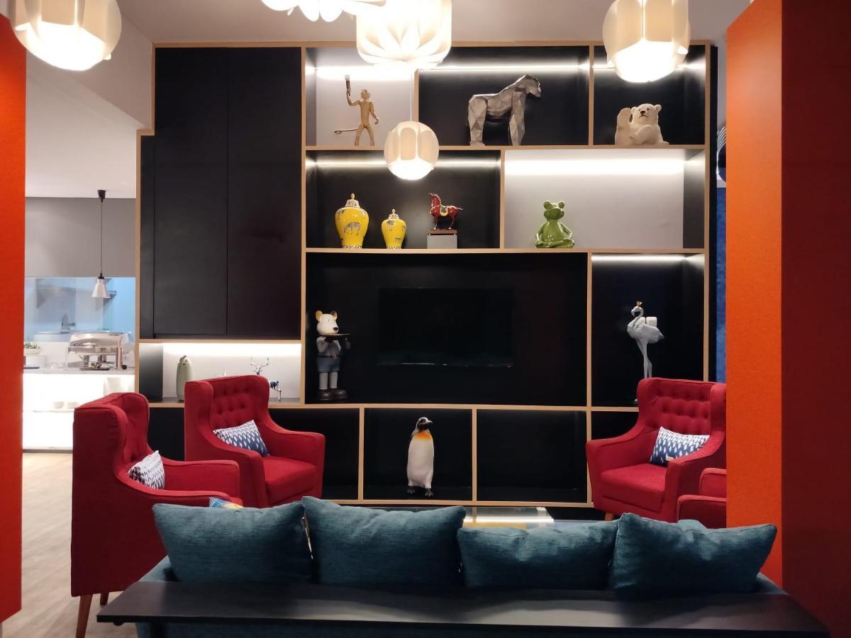 Moritz Biz Gandaria Hotel Jacarta Exterior foto