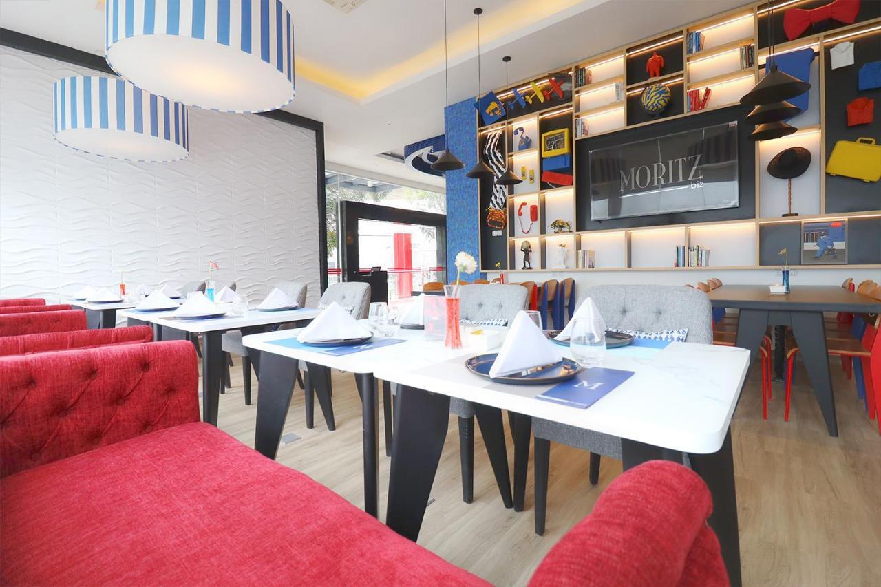 Moritz Biz Gandaria Hotel Jacarta Exterior foto